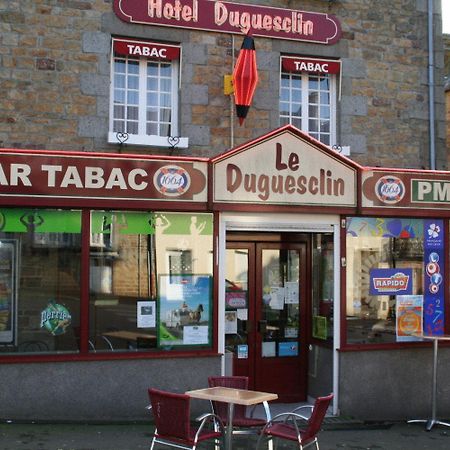 Hotel Duguesclin La Haye-Pesnel Exterior photo